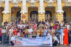 L'itinéraire a permis aux participants de visiter plusieurs hauts lieux du patrimoine de Bac Ninh. Photo : NDEL.