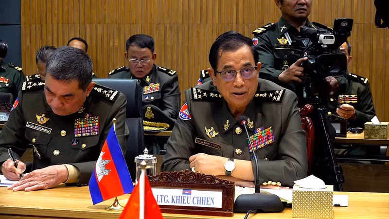 Le général Khieu Chhen, secrétaire d’État au ministère cambodgien de la Défense. Photo : Kieu Trinh/NDEL