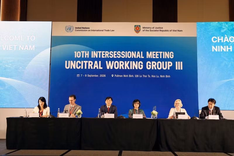 Délégués à la 10e réunion intersessionnelle du Groupe de travail III. Photo : VNA.