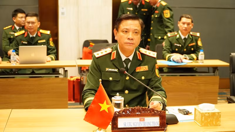 Le général de corps d’armée Nguyen Truong Thang, membre du Comité central du Parti, membre permanent de la Commission militaire centrale et vice-ministre vietnamien de la Défense. Photo : Kieu Trinh/NDEL