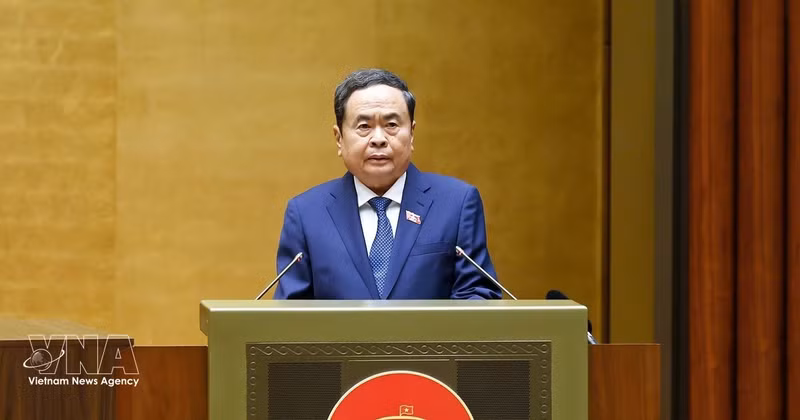 Le président de l'Assemblée nationale, Trân Thanh Mân, prononce le discours d'ouverture de la première session extraordinaire de la XVIe législature de l'Assemblée nationale. Photo : VNA. 