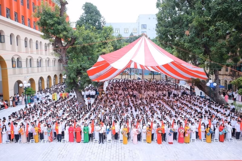 Le lycée Viet Duc à Hanoï accueille plus de 940 élèves pour la nouvelle année scolaire 2026-2027. Photo : VNA