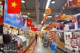 Les ventes au détail de biens se sont établies à 3.947,6 billions de dôngs, en hausse de 12,8%.
