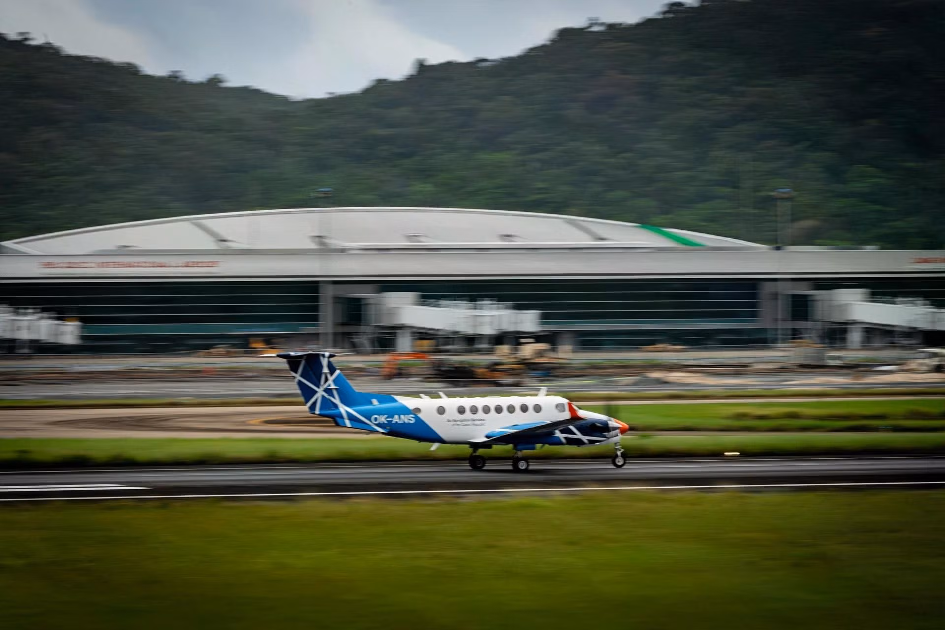 sanbayphuquoc-1785229937228.jpg