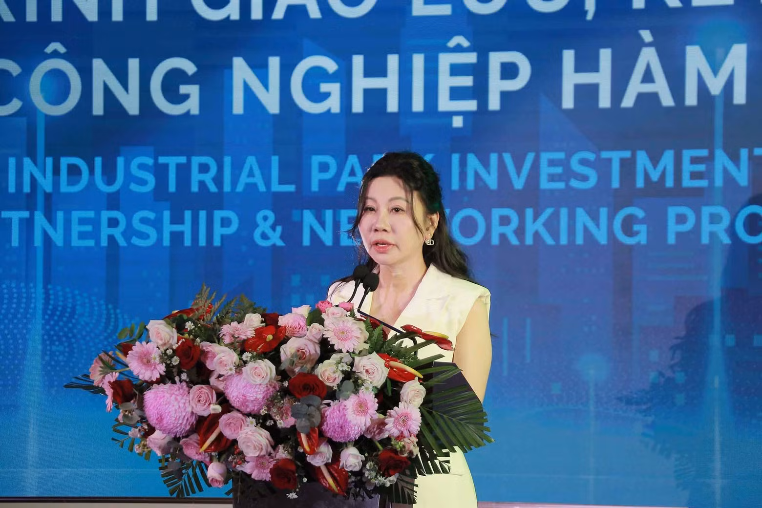 Selon Duong Thi Kieu Anh, vice-présidente du conseil d’administration du groupe HZ et de la société Binh Tan Investment, la zone industrielle de Ham Kiem II est orientée pour devenir un centre industriel-logistique intégré, servant le développement à long terme de Lam Dong et de toute la région. Photo : baodautu