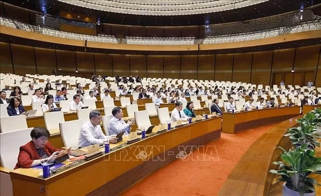 La 8ᵉ conférence des députés à plein temps de l'AN. Photo: VNA.