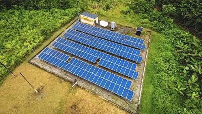 Des mini-réseaux solaires au Nigéria, un des projets phares mis en œuvre par la GEA. Photo : GEA