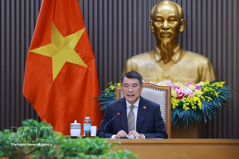 Le Premier ministre Le Minh Hung. Photo : VNA.