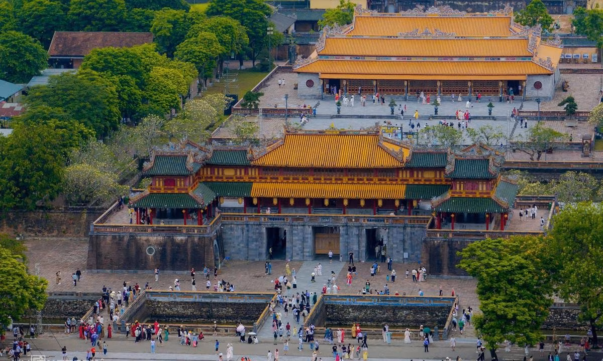 Le magazine britannique The Times a publié un article du journaliste spécialisé dans le tourisme Joshua Zukas, présentant 11 destinations vietnamiennes ainsi que des suggestions d’activités pour les voyageurs internationaux. Photo : vnexpress.net