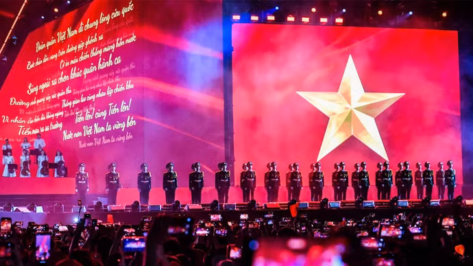 Que la Patrie vietnamienne demeure à jamais dans nos cœurs