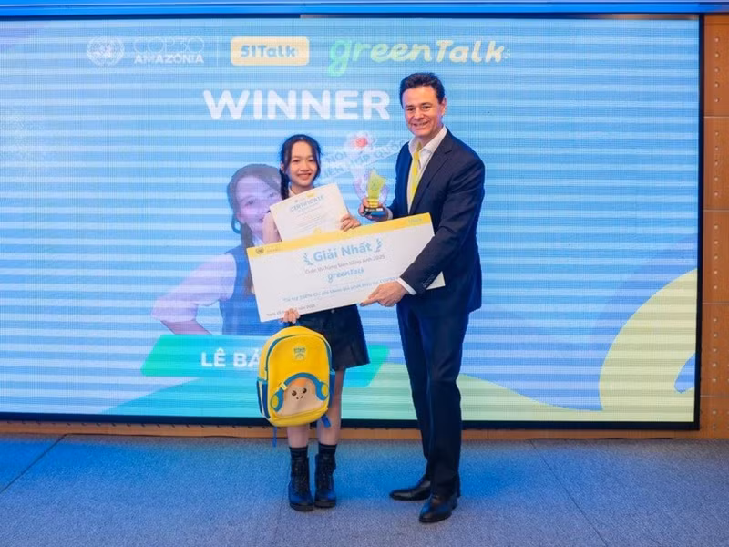 Lê Bao Nhi, lauréate du concours « Green Talk: Speak for the Future at the United Nations ». Photo : Comité d’organisation.