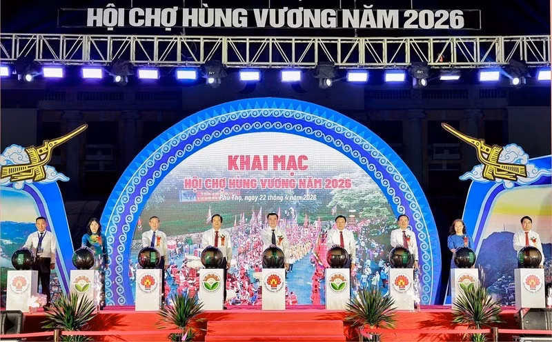 Ouverture de la foire Hung Vuong 2026. Photo : Congthuong.