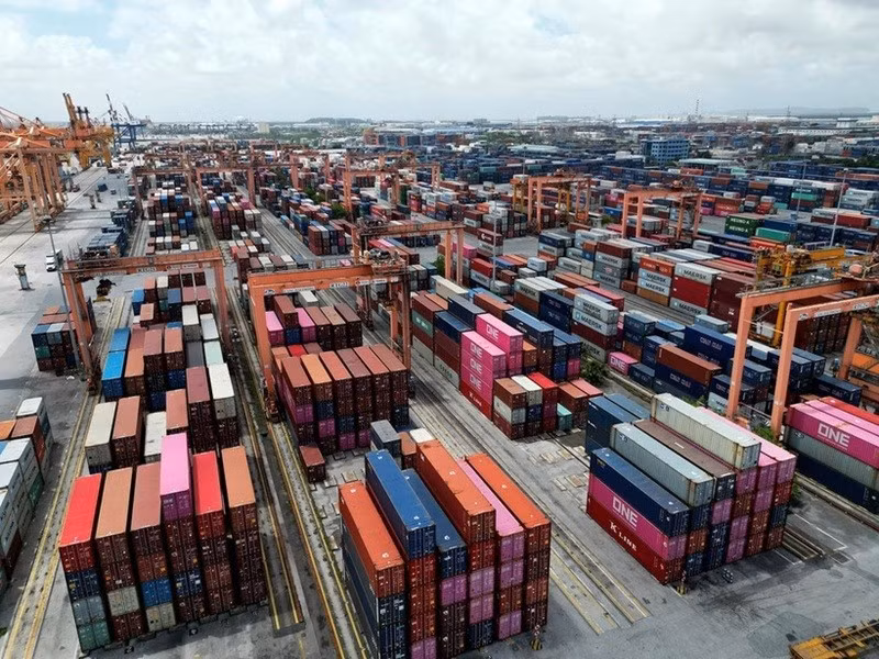 2402logistic1-1027.jpg