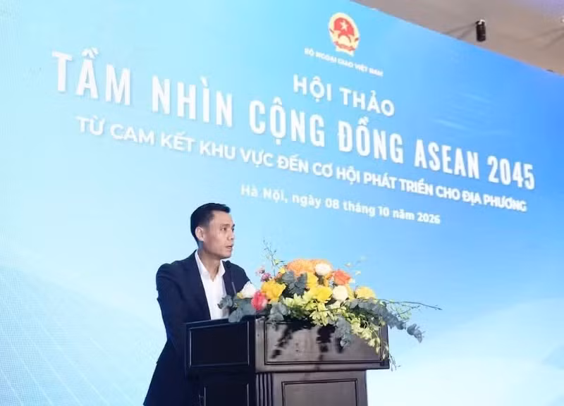 Le vice-ministre des Affaires étrangères Dang Hoang Giang, chef de la SOM ASEAN Vietnam, s'exprime à l'ouverture. Photo : ministère vietnamien des Affaires étrangères.