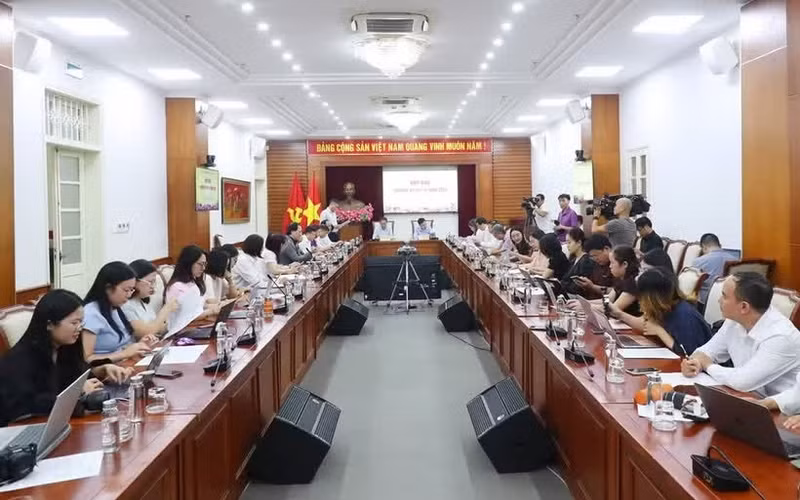 Conférence de presse périodique du troisième trimestre 2026 du ministère vietnamien de la Culture, des Sports et du Tourisme. Photo : Thethaovanhoa.