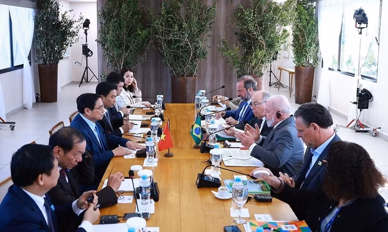 vna-potal-thu-tuong-pham-minh-chinh-hoi-kien-tong-thong-brazil-lula-da-silva-8133174.jpg