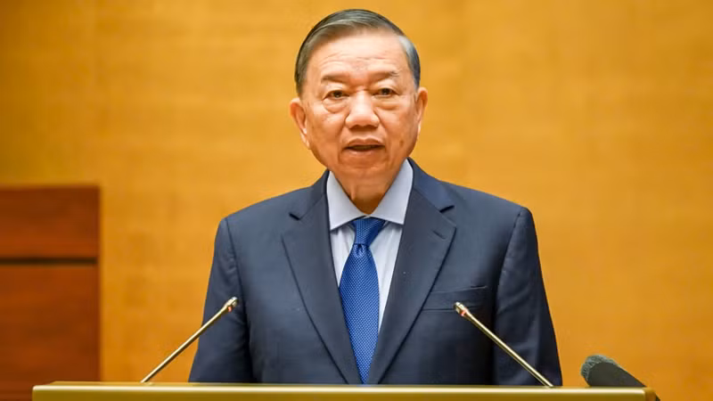 Le secrétaire général du Parti et président de la République, To Lam, s'exprime lors de la conférence nationale. Photo : Nhân Dân.