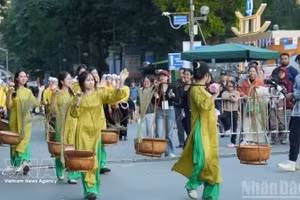Le Festival de l’Automne de Hanoï 2026 se tiendra du 25 au 27 septembre. Photo : Nhandan.