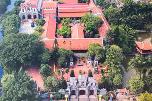 Vue aérienne de la pagode Dao Xuyen. 