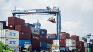 Port de Cat Lai, Hô Chi Minh-Ville. Photo : VNA.