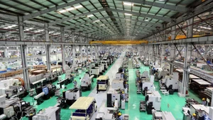 Malgré un contexte international marqué par les tensions géopolitiques et l’incertitude commerciale, les perspectives économiques du Vietnam pour 2026 restent globalement positives. Photo: VNA