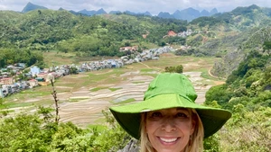 Susan lors du voyage dans les montagnes du nord du Vietnam. Photo : vnexpress