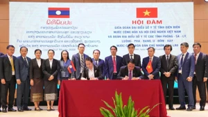 Dien Bien finalise la signature d'accords de coopération sanitaire avec trois provinces du Nord Laos. Photo: VOV