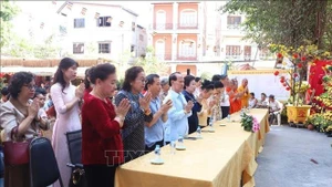 Des délégués présents au programme. Photo: VNA