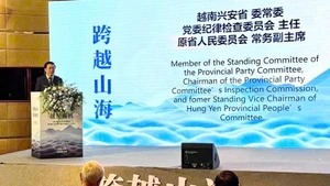 Nguyen Quang Hung, chef de la Commission d'Inspection du Comité du Parti provincial et chef de la délégation, prend la parole. Photo: baohungyen