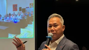 Eric Yeo, directeur général d'AWS Vietnam. Photo: Du Lam
