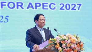 Le Premier ministre Pham Minh Chinh s’exprime lors de la cérémonie d’annonce de la création du Comité national de l’APEC 2027, à Hanoi, le 28 juillet. Photo : VNA