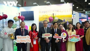 L'ambassadeur du Vietnamen Russie, Dang Minh Khoi, lors de la cérémonie d'ouverture du stand du Vietnam. Photo: VOV