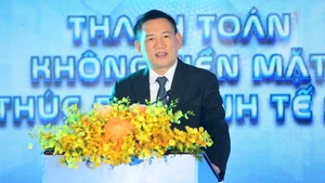 Le vice-Premier ministre Ho Duc Phoc prend la parole. Photo: TTO