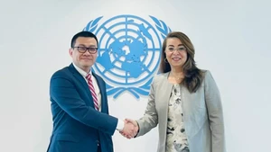 L'ambassadeur Vu Le Thai Hoang et Ghada Waly, secrétaire générale adjointe des Nations Unies, directrice exécutive de l'ONUDC et directrice de l'Office des Nations Unies à Vienne en Autriche. Photo : NVCC