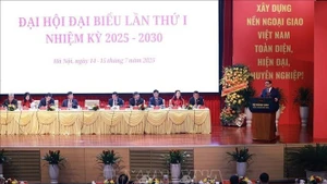 Le Premier ministre Pham Minh Chinh s’exprime lors du premier Congrès de l’Organisation du Parti du ministère des Affaires étrangères pour le mandat 2025-2030. Photo : VNA.