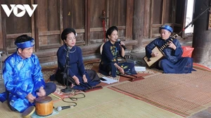 L'invitation du Ca Trù à participer à l'Exposition Gyeonggi 2025 sur le patrimoine culturel mondial de l'UNESCO réaffirme la forte influence et la valeur de cet art dans la vie culturelle et artistique traditionnelle vietnamienne, ainsi que sa reconnaissance et sa célébration par les amis étrangers. Photo: VOV