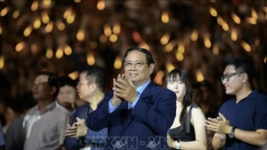 Le Premier ministre Phạm Minh Chính au troisième grand concert organisé par la Télévision nationale du Vietnam (VTV), intitulé "V Fest – Vietnam Today", au Centre national des expositions (commune de Dông Anh, Hanoi). Photo: VNA
