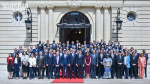 Le ministre des Finances Nguyen Van Thang participe à la réunion du Conseil de l'OCDE au niveau des ministres (RCM) 2025 en sa qualité de coprésident du Programme pour l'Asie du Sud-Est (SEARP) de l'OCDE pour le mandat 2022-2025. Photo: NDEL
