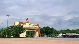 Poste frontalier international de Lao Bao. Photo : VNA.