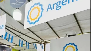 Le stand culinaire de l'ambassade d'Argentine au Vietnam, lors du Festival international de la gastronomie 2024, a attiré de nombreux visiteurs. Source : Ambassade d'Argentine au Vietnam