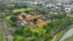 Le palais Dien Tho (situé dans la Cité impériale de Hue) était la résidence des impératrices douairières et de la grande impératrice douairière à cette époque. Il constitue l’un des joyaux architecturaux les mieux conservés jusqu’à nos jours. Photo : VNA