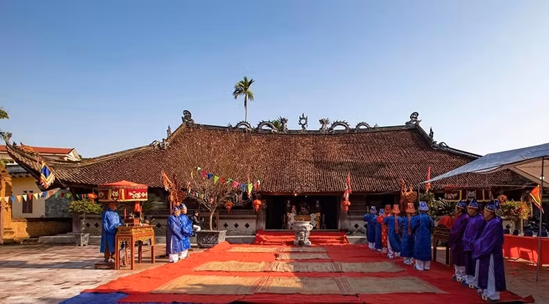 La fête traditionnelle de la maison communale de Tuong Phiêu. Photo : Service de la Culture, des Sports et du Tourisme de Hanoï.