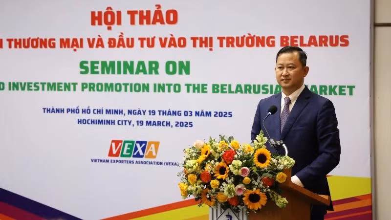 Trân Phu Lu, directeur de l’ITPC, prend la parole lors de la conférence. Photo : NDEL