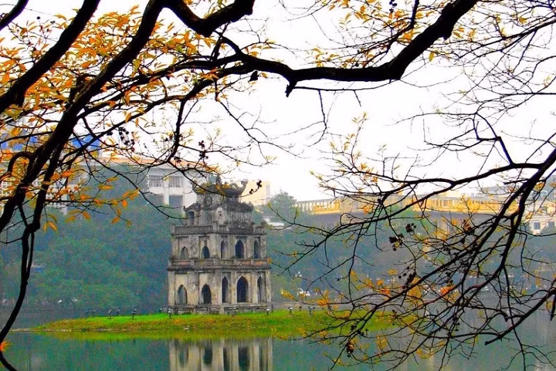 Le lac Hoan Kiem, à Hanoï. Photo : thoidai.
