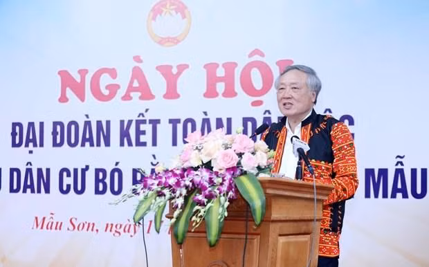 Le président de la Cour populaire suprême, Nguyên Hoa Binh. Photo : dantocmiennui.