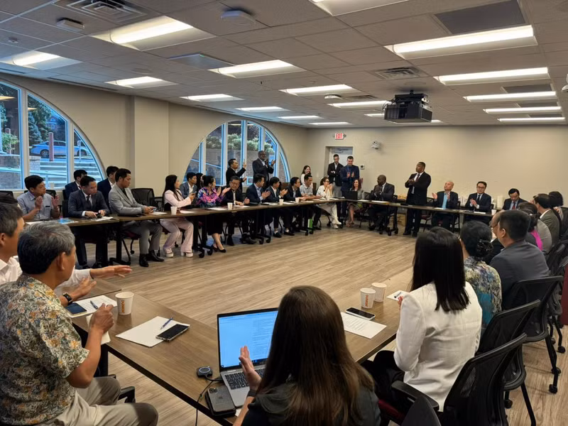 La délégation a travaillé avec les représentants du gouvernement de l’État du Maryland et du comté d’Anne Arundel à Annapolis. Photo : congthuong