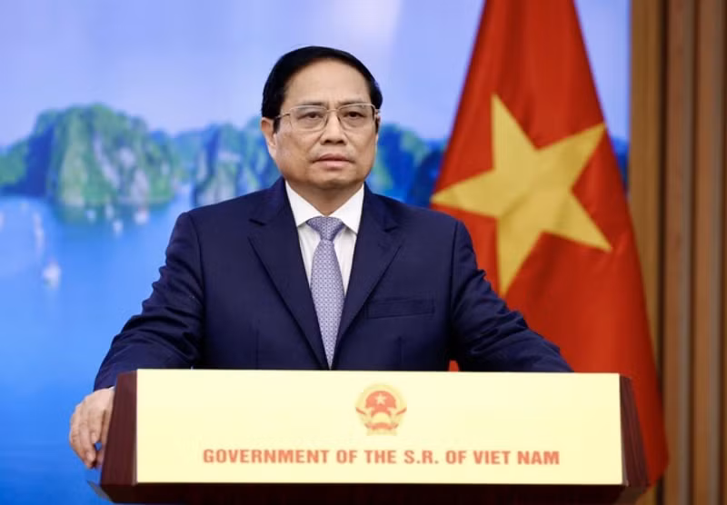 Le Premier ministre Pham Minh Chinh s'exprime lors de la séance plénière du 7e Forum économique de l'Est. Photo: VOV