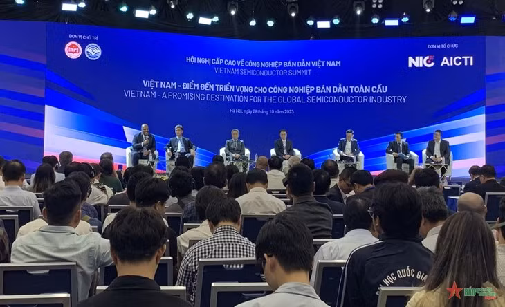 Photo : QDND.vn