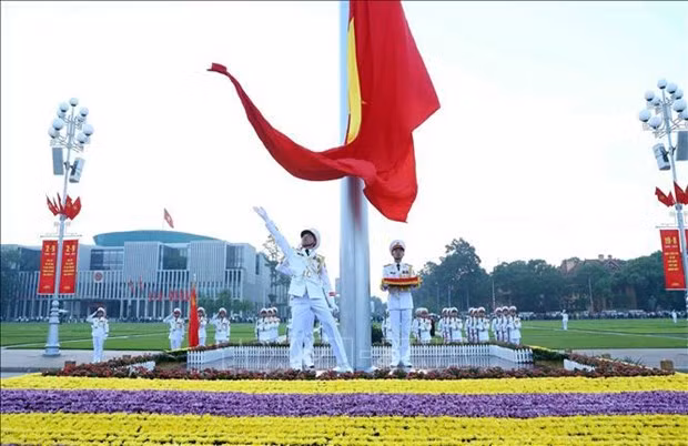 Cérémonie de lever du drapeau sur la place historique Ba Dinh à l'occasion du 78e anniversaire de la Fête nationale, le 2 septembre. Photo : VNA.