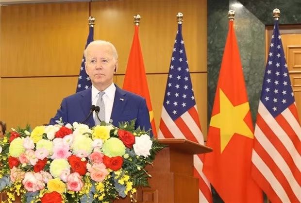 Le Président Joe Biden à la rencontre avec la presse. Photo : VNA.